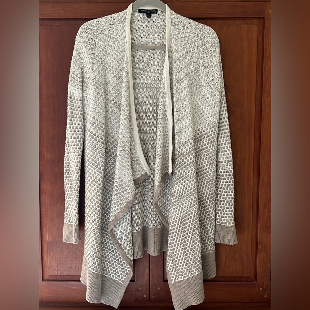 Banana Republic Women’s Sweater